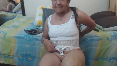 Snapshot of katiehotx chatting on 12/23/24, 08:57 katie online show from 12/23/24, 08:57