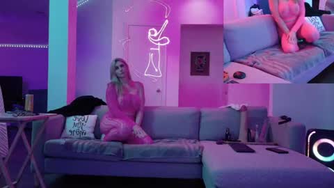 katiekampbell online show from 04/14/26, 02:50