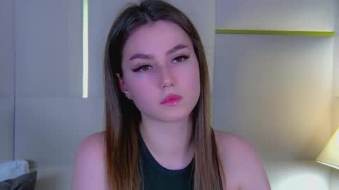 katiereeves online show from 11/28/25, 05:26