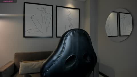 Snapshot of katiestonne chatting on 01/15/25, 03:22 Kate Stonne online show from 01/15/25, 03:22