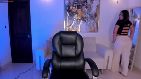 Snapshot of katiestonne chatting on 09/13/25, 03:06 Kate Stonne online show from 09/13/25, 03:06