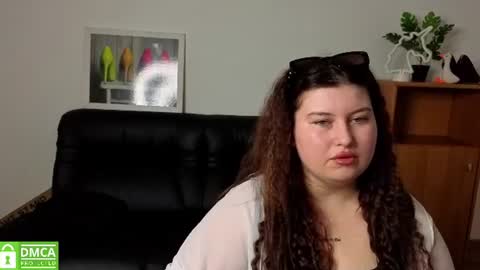 Katina online show from 07/17/26, 05:51