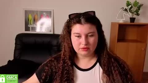 Katina online show from 07/22/26, 05:27