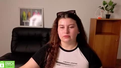 Katina online show from 07/23/26, 01:58