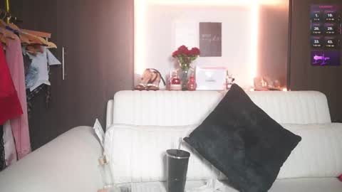 K A T L Y N  online show from 02/24/26, 05:55