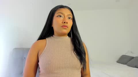 Follow me on instagram and twitter as correaktnees online show from 02/04/25, 07:40