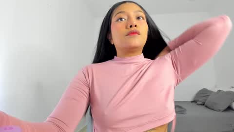 Follow me on instagram and twitter as correaktnees online show from 03/09/25, 07:34