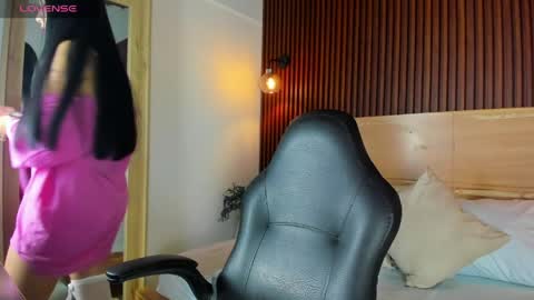 K A T   online show from 04/01/26, 12:28