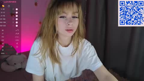 Snapshot of katrin_james chatting on 01/12/26, 12:05 Kate online show from 01/12/26, 12:05