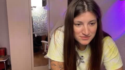 Snapshot of katrin_kristal chatting on 07/18/26, 07:28 naked in pvt show 100 tk online show from 07/18/26, 07:28