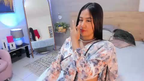 Snapshot of katrina_baurii chatting on 07/10/26, 12:52 katrina online show from 07/10/26, 12:52