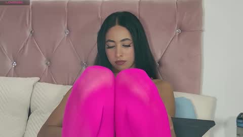 katrina clark online show from 11/26/25, 10:11