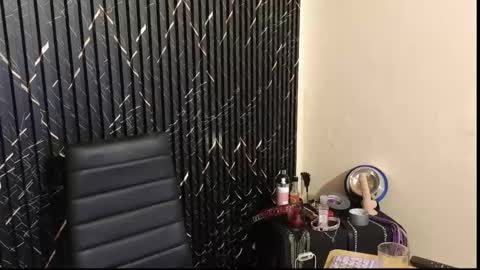 Katt  online show from 10/15/25, 04:40