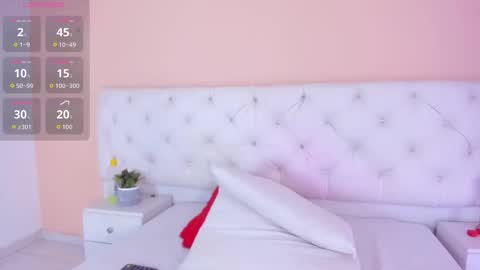 Snapshot of katte_landerr chatting on 10/25/25, 01:07 Katte online show from 10/25/25, 01:07