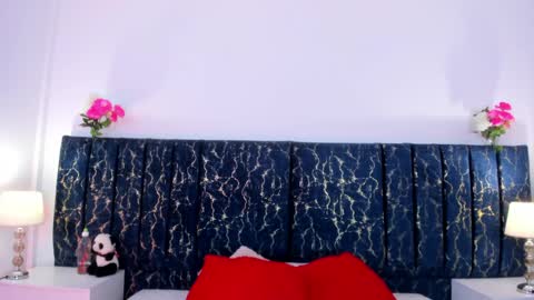 Katte online show from 05/17/26, 01:07