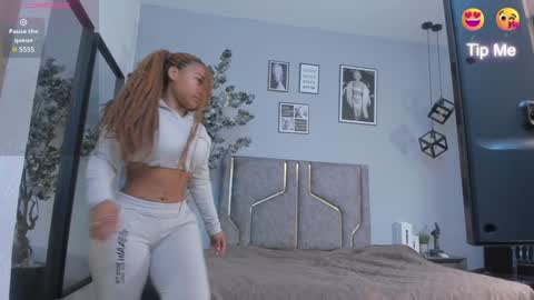 Snapshot of kattejordan chatting on 02/06/25, 03:37 Katerine online show from 02/06/25, 03:37