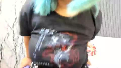 katteyes_ online show from 04/15/26, 09:37