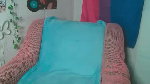 Katti online show from 03/27/26, 05:56