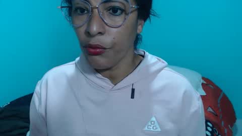 Snapshot of kattleyagray chatting on 02/19/26, 07:21 KattleyaGrey online show from 02/19/26, 07:21