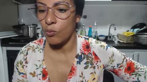 Snapshot of kattleyagray chatting on 03/01/26, 10:06 KattleyaGrey online show from 03/01/26, 10:06