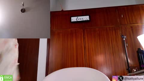 Snapshot of kattyallure chatting on 01/28/25, 06:39 Katty online show from 01/28/25, 06:39