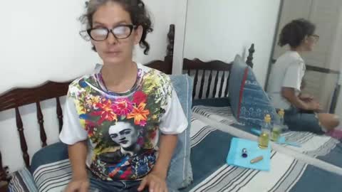 angel online show from 01/09/25, 08:33