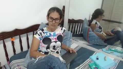 angel online show from 01/10/25, 08:04