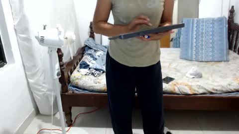 angel online show from 02/05/25, 01:37