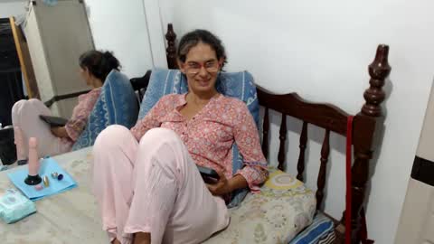 angel online show from 02/26/25, 11:04