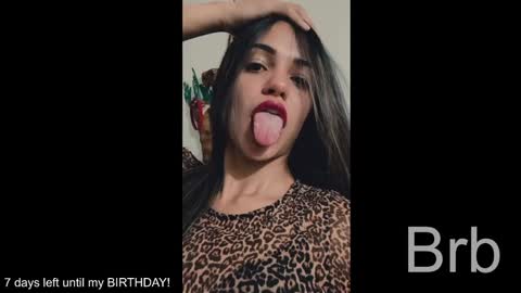 Snapshot of kattypark_ chatting on 01/12/25, 03:39 Hello Katty lovers online show from 01/12/25, 03:39