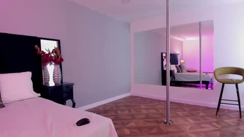 Snapshot of kattyportman chatting on 02/05/25, 04:59 Katty online show from 02/05/25, 04:59