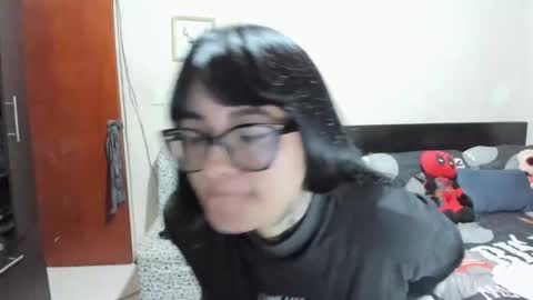 Snapshot of katy_bello chatting on 11/25/25, 11:49 katy online show from 11/25/25, 11:49