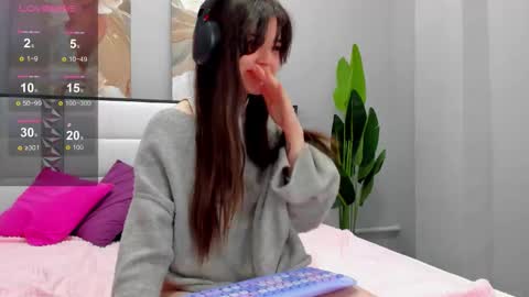 Snapshot of katy_bliss chatting on 10/05/25, 05:06 katy_bliss online show from 10/05/25, 05:06