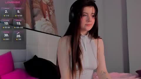 Snapshot of katy_bliss chatting on 11/02/25, 08:28 katy_bliss online show from 11/02/25, 08:28