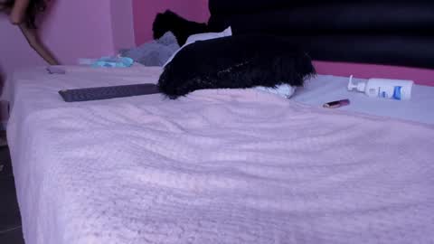 katy_contreras online show from 02/03/25, 02:24