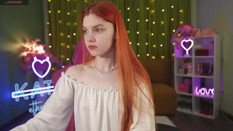 Snapshot of katy_ethereal chatting on 10/12/25, 03:16 Katy - online show from 10/12/25, 03:16