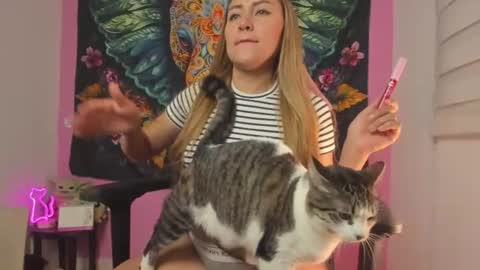 katy simpsons online show from 06/22/26, 03:25