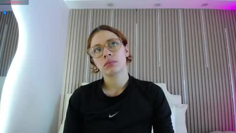 Katy Van online show from 04/18/26, 08:42