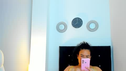 KATYAJHONSS online show from 04/10/26, 01:00