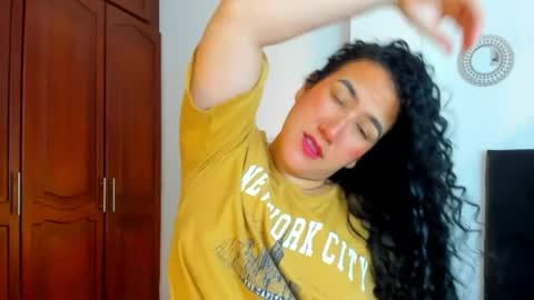 KATYAJHONSS online show from 05/23/26, 11:09