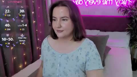 Kate online show from 09/13/25, 06:24