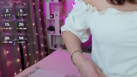 Kate online show from 03/26/26, 06:41