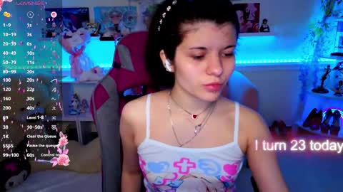 Snapshot of katyazaitseva chatting on 05/17/26, 12:12 Katya online show from 05/17/26, 12:12