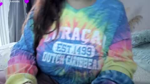 Snapshot of katybloom_ chatting on 12/07/24, 07:32 online show from 12/07/24, 07:32