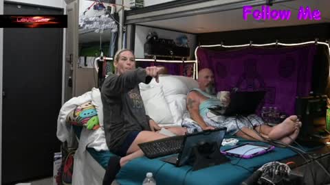 katycouple69 online show from 05/24/26, 09:42