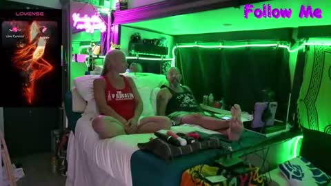 katycouple69 online show from 07/02/26, 01:27