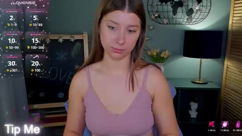 Snapshot of katymeaw chatting on 02/03/26, 01:26 katymeaw online show from 02/03/26, 01:26