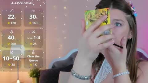 Snapshot of katymeaw chatting on 02/05/26, 01:43 katymeaw online show from 02/05/26, 01:43