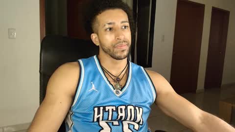 Snapshot of kaurilop chatting on 12/19/24, 03:51 Kauri Lop online show from 12/19/24, 03:51