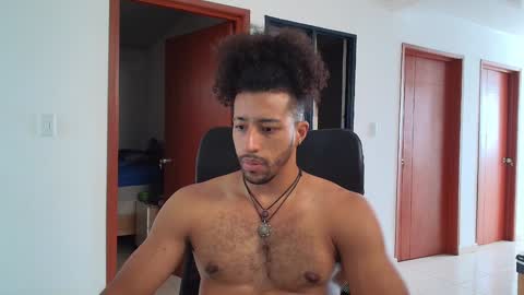 Snapshot of kaurilop chatting on 12/26/24, 01:54 Kauri Lop online show from 12/26/24, 01:54